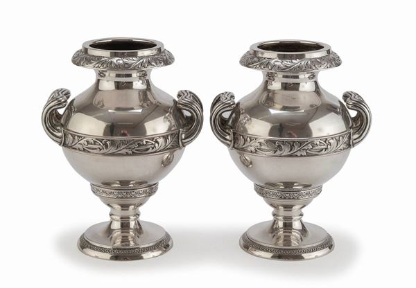 COPPIA DI VASETTI IN ARGENTO