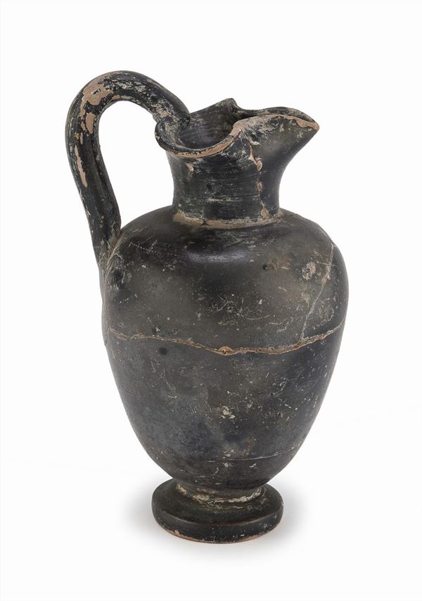 OINOCHOE APULA A VERNICE NERA, IV-III SECOLO A.C.