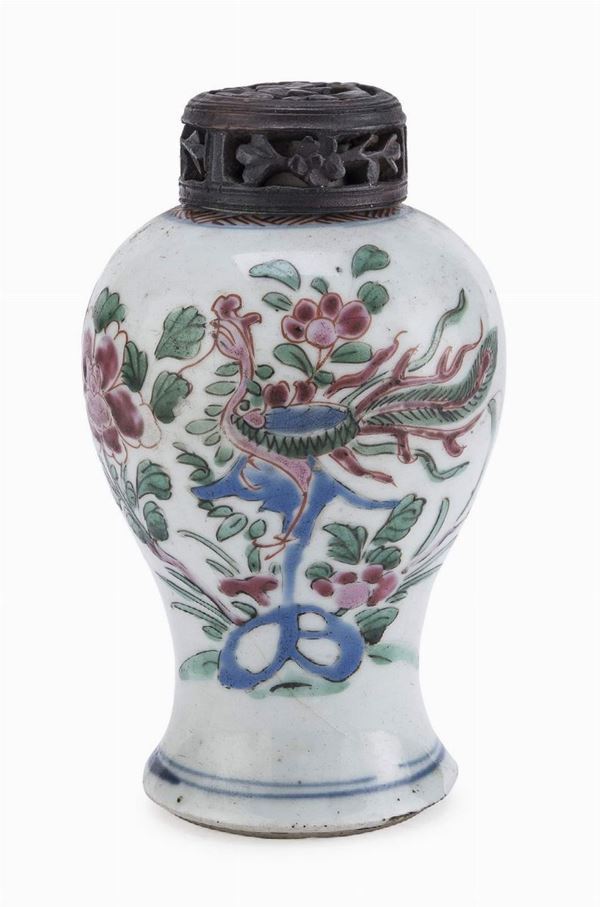 VASO PER GRILLI IN PORCELLANA, CINA