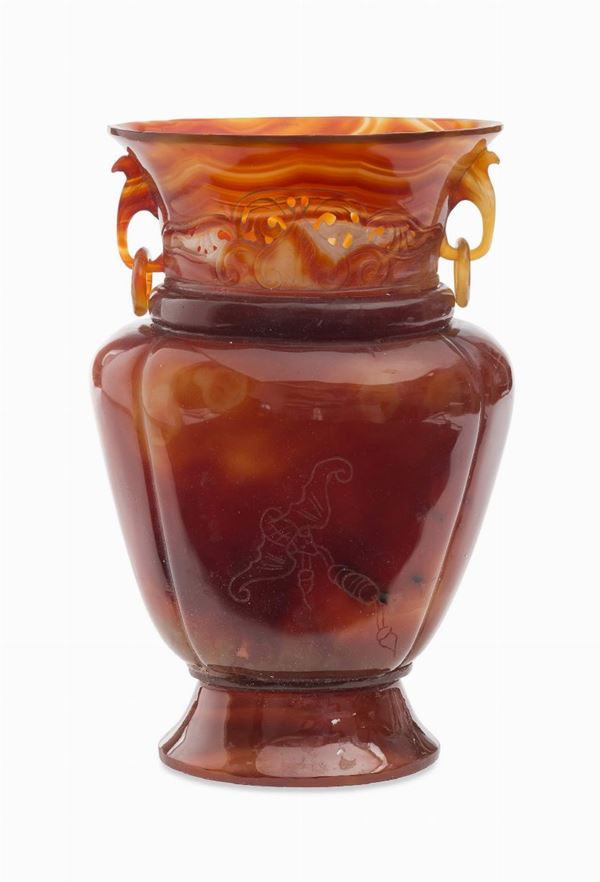 GRANDE VASO IN AGATA, CINA