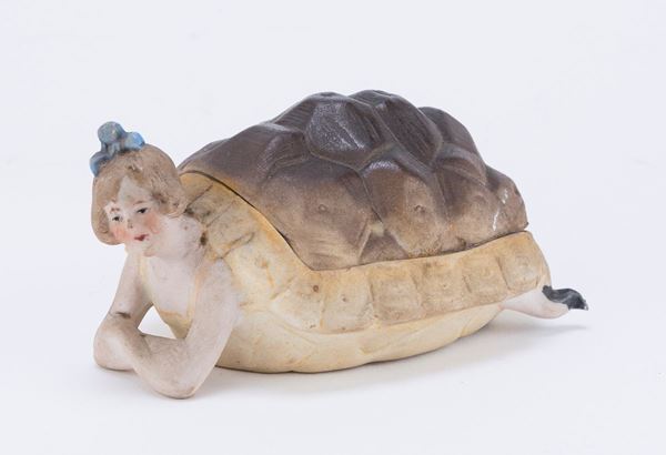 COFANETTO IN BISCUIT A TARTARUGA