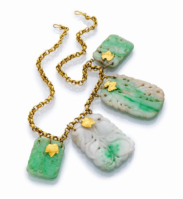 COLLANA CON GIADE