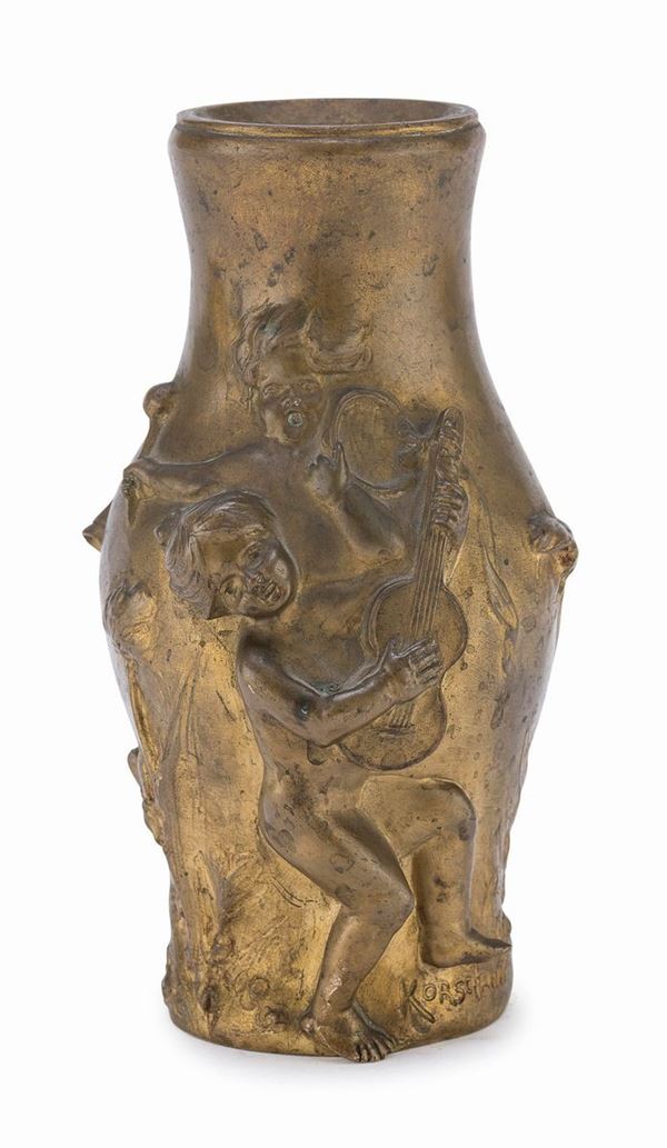 VASO DI CHARLES KORSCHANN