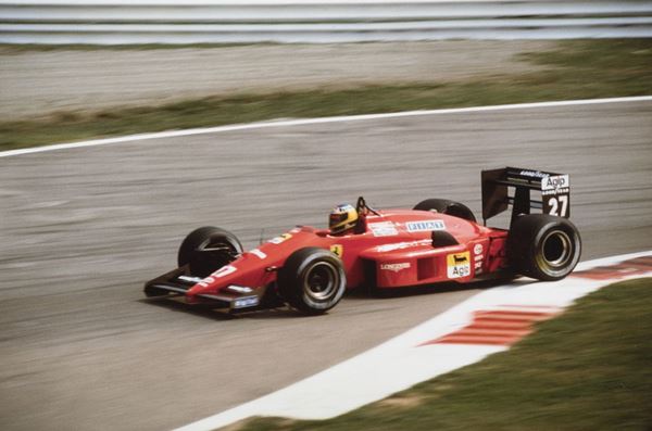 FOTOGRAFIA FERRARI DI MICHELE ALBORETO