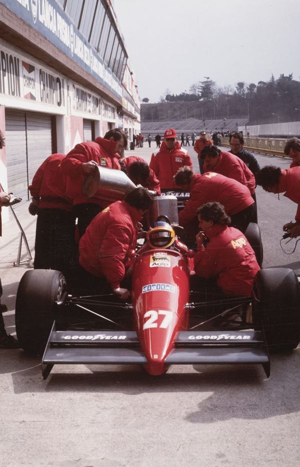 FOTOGRAFIA FERRARI DI MICHELE ALBORETO