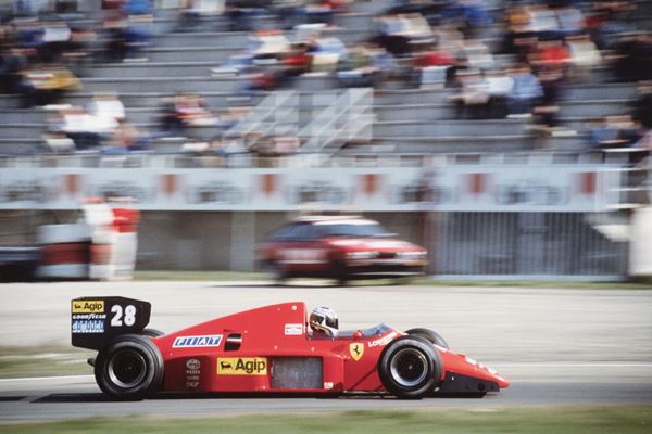 FOTOGRAFIA FERRARI DI STEFAN JOHANSSON