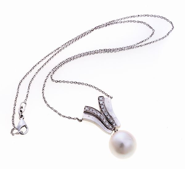 GIROCOLLO CON PERLA E BRILLANTI