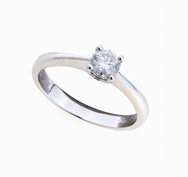 ANELLO SOLITAIRE CON BRILLANTE