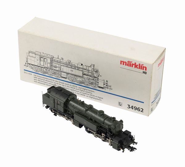 LOCOMOTIVA A VAPORE M&#196;RKLIN