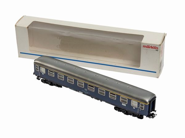 CARROZZA PASSEGGERI  M&#196;RKLIN