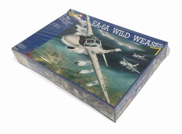 AEREO US NAVY REVELL