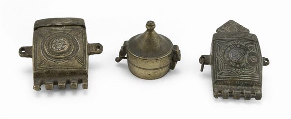 TRE CONTENITORI IN BRONZO, ASIA CONTINENTALE