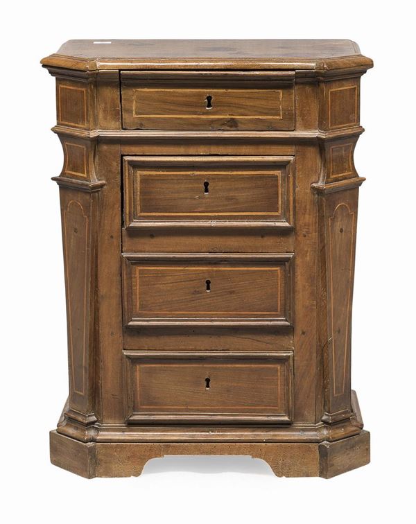 PICCOLA COMMODE IN NOCE ROMANA