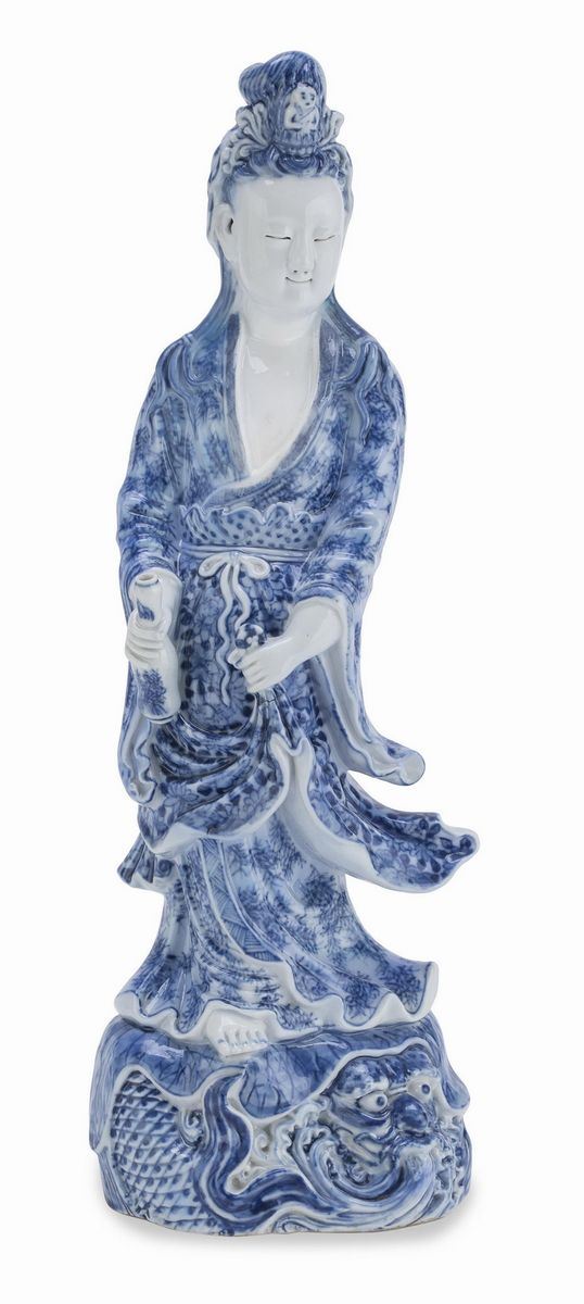 GUANYIN IN PORCELLANA BIANCO E BLU, CINA