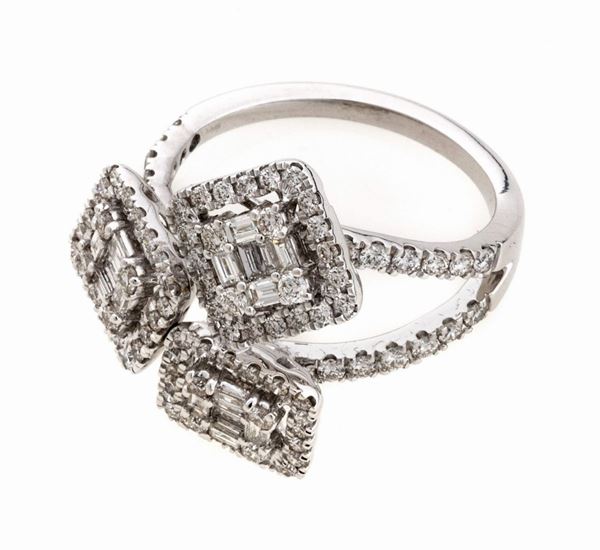 ANELLO CON BRILLANTI