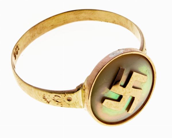 ANELLO III REICH IN ORO CON MADREPERLA