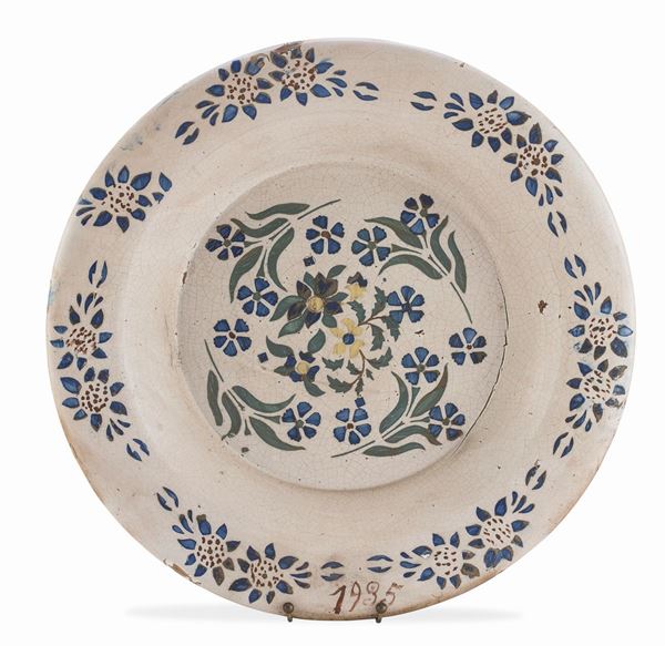 PIATTO IN MAIOLICA, SICILIA