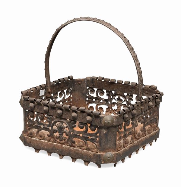 GRANDE CESTA IN FERRO BATTUTO