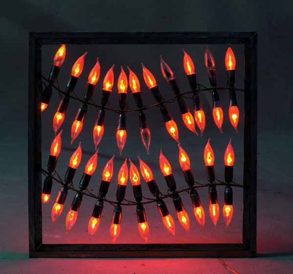 INSTALLAZIONE LUMINOSA DI GIOVANNI ALBANESE