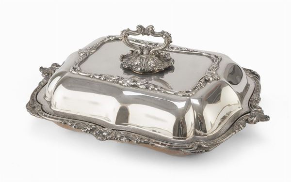 LEGUMIERA IN SILVERPLATED, WALKER &amp; HALL