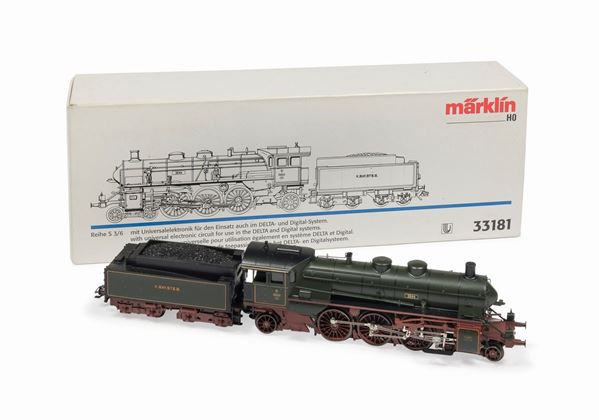 LOCOMOTIVA A VAPORE M&#196;RKLIN