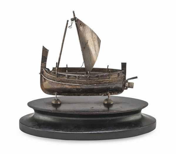 PICCOLO MODELLINO DI NAVE IN ARGENTO