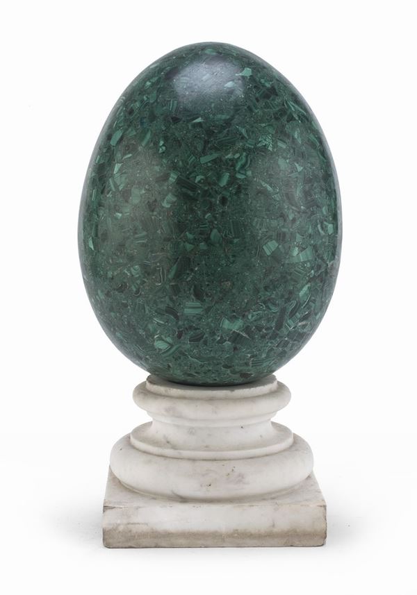 GRANDE UOVO IN MALACHITE