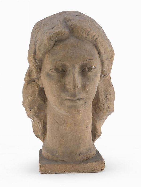 SCULTURA DONNA DI ERCOLE DREI