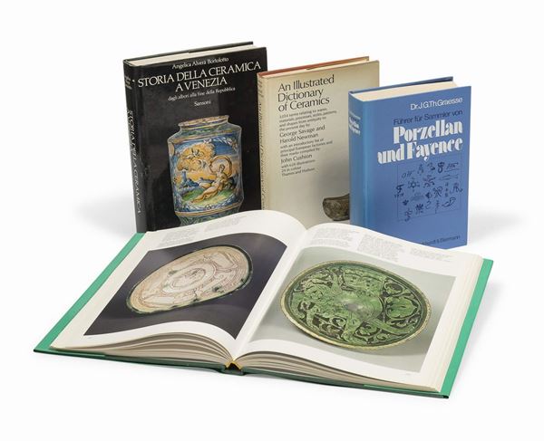 MAIOLICA E PORCELLANA