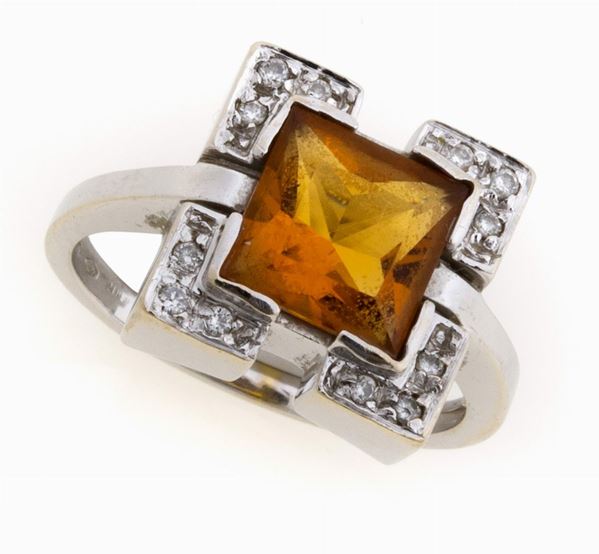 ANELLO CON QUARZO CITRINO E DIAMANTI