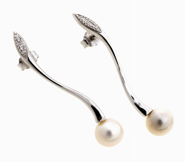 COPPIA DI ORECCHINI  CON DIAMANTI E PERLE