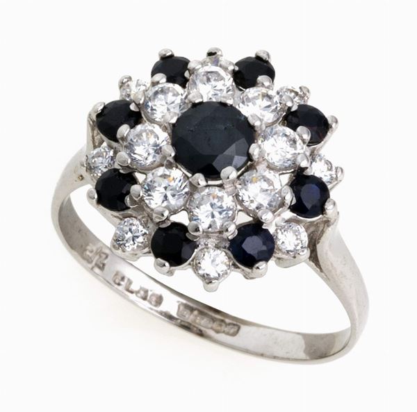 ANELLO CON ZAFFIRI E BRILLANTI