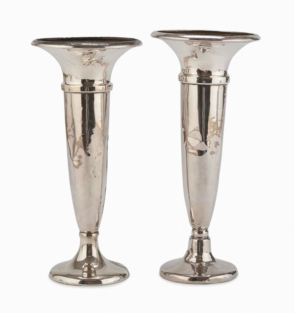 COPPIA DI PORTAFIORI IN SILVERPLATED
