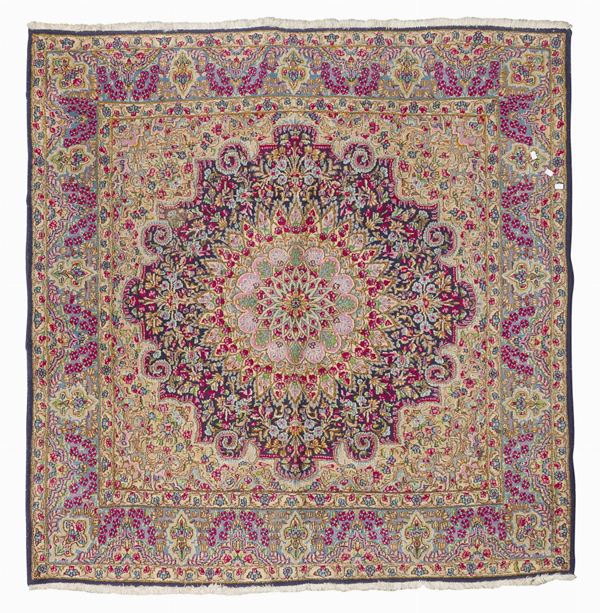 TAPPETO KIRMAN QUADRATO