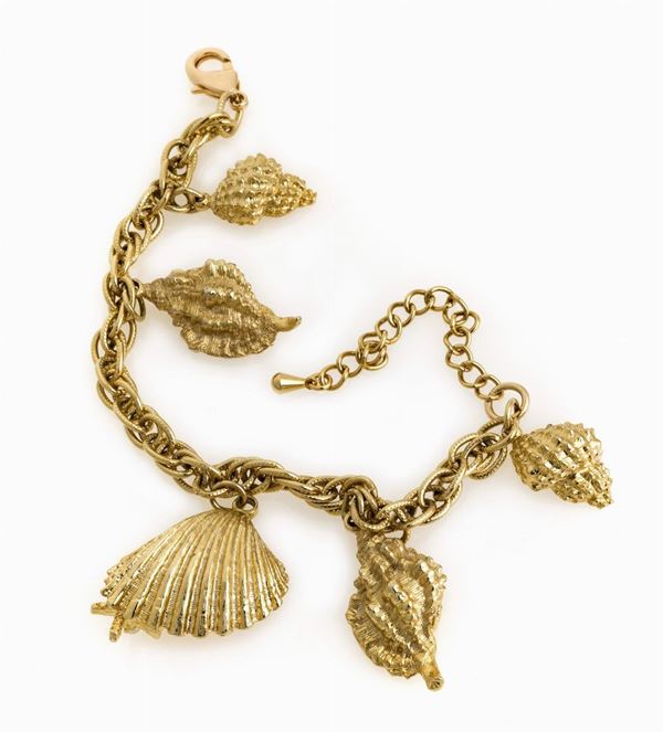 BRACCIALE CON CHARMS PENDENTI