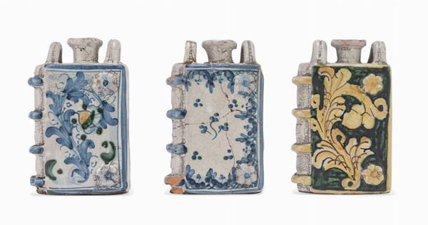 TRE FIASCHETTE IN MAIOLICA, CASCIO SCIACCA