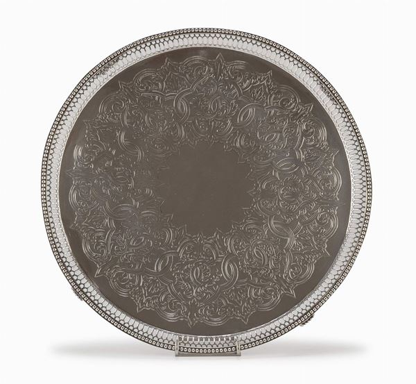 SALVER IN ARGENTO, REGNO UNITO 1774