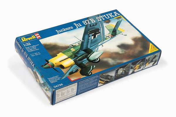 BOMBARDIERE IN PICCHIATA REVELL