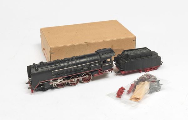 LOCOMOTIVA A VAPORE CON TENDER M&#196;RKLIN