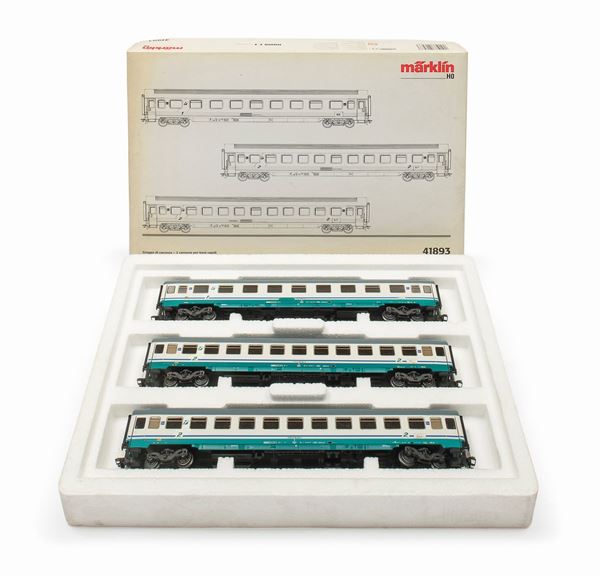 SET CARROZZE PASSEGGERI M&#196;RKLIN