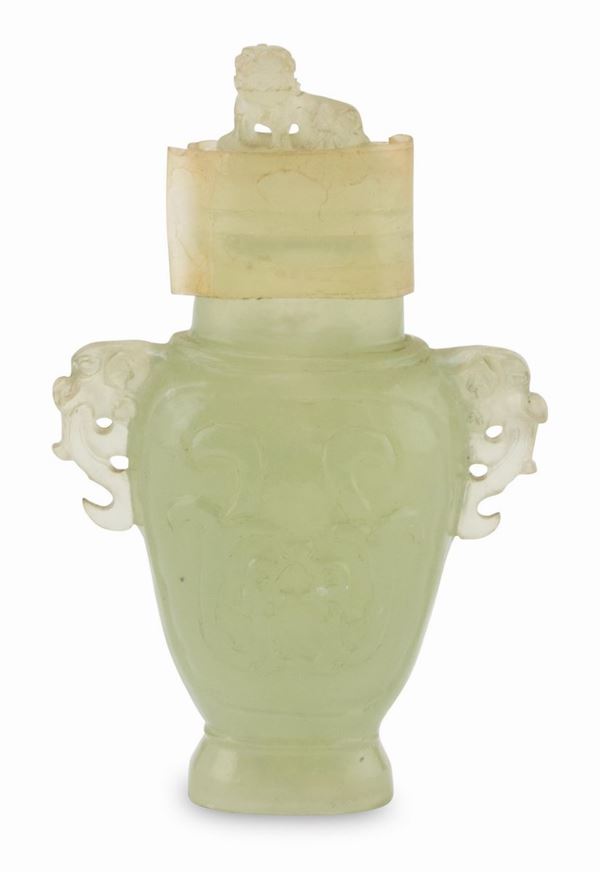 PICCOLO VASO IN SERPENTINO, CINA