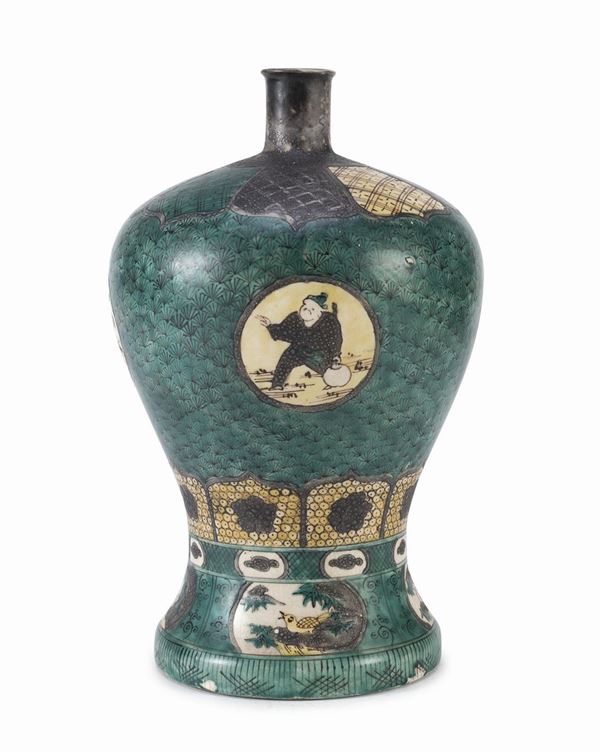 VASO IN A SMALTI POLICROMI, GIAPPONE