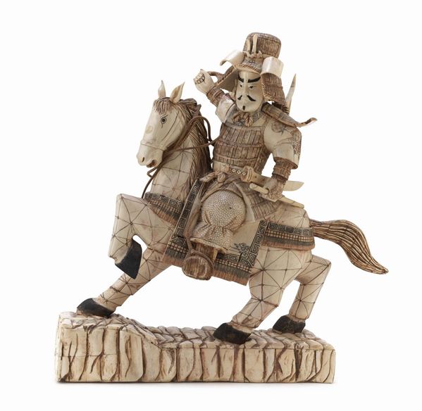 GRANDE SCULTURA IN OSSO, CINA