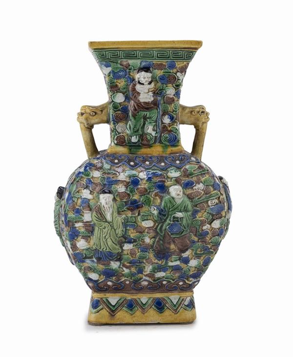 VASO IN PORCELLANA, CINA