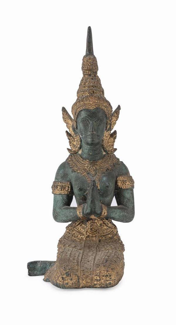 APSARA IN BRONZO, TAILANDIA