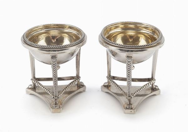 COPPIA DI SALIERE IN ARGENTO, LONDRA 1869