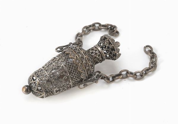 AMPOLLA PORTAPROFUMO IN SILVERPLATED, FINE XIX SECOLO