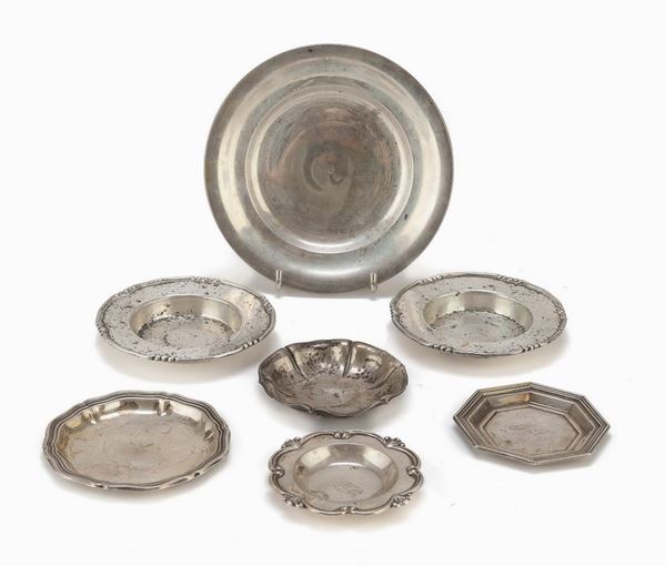 SETTE PIATTINI IN ARGENTO E SILVERPLATED