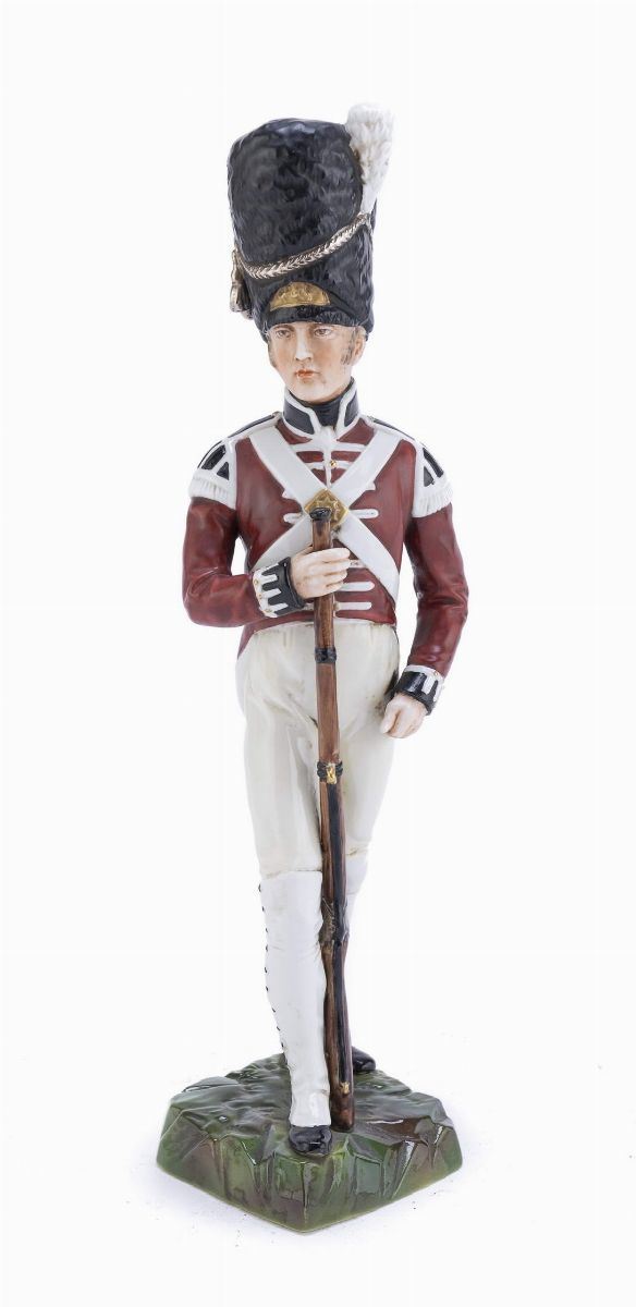 FIGURA DI GRANATIERE IN CERAMICA, GINORI
