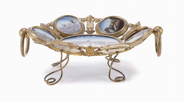 CESTINO DI MINIATURE SU VETRO, MANIFATTURA ROMANA